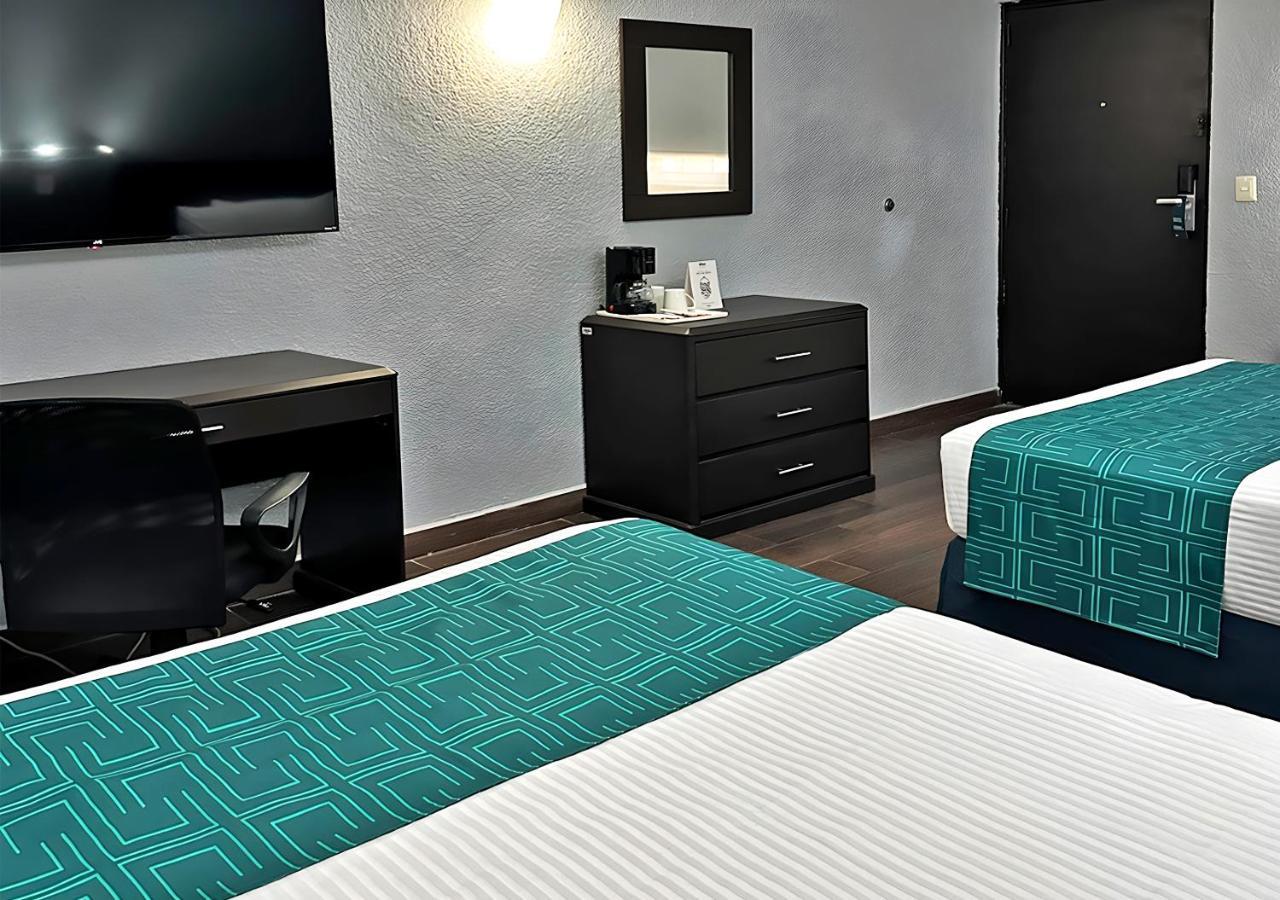 Hotel Inhouse Obregon 4*