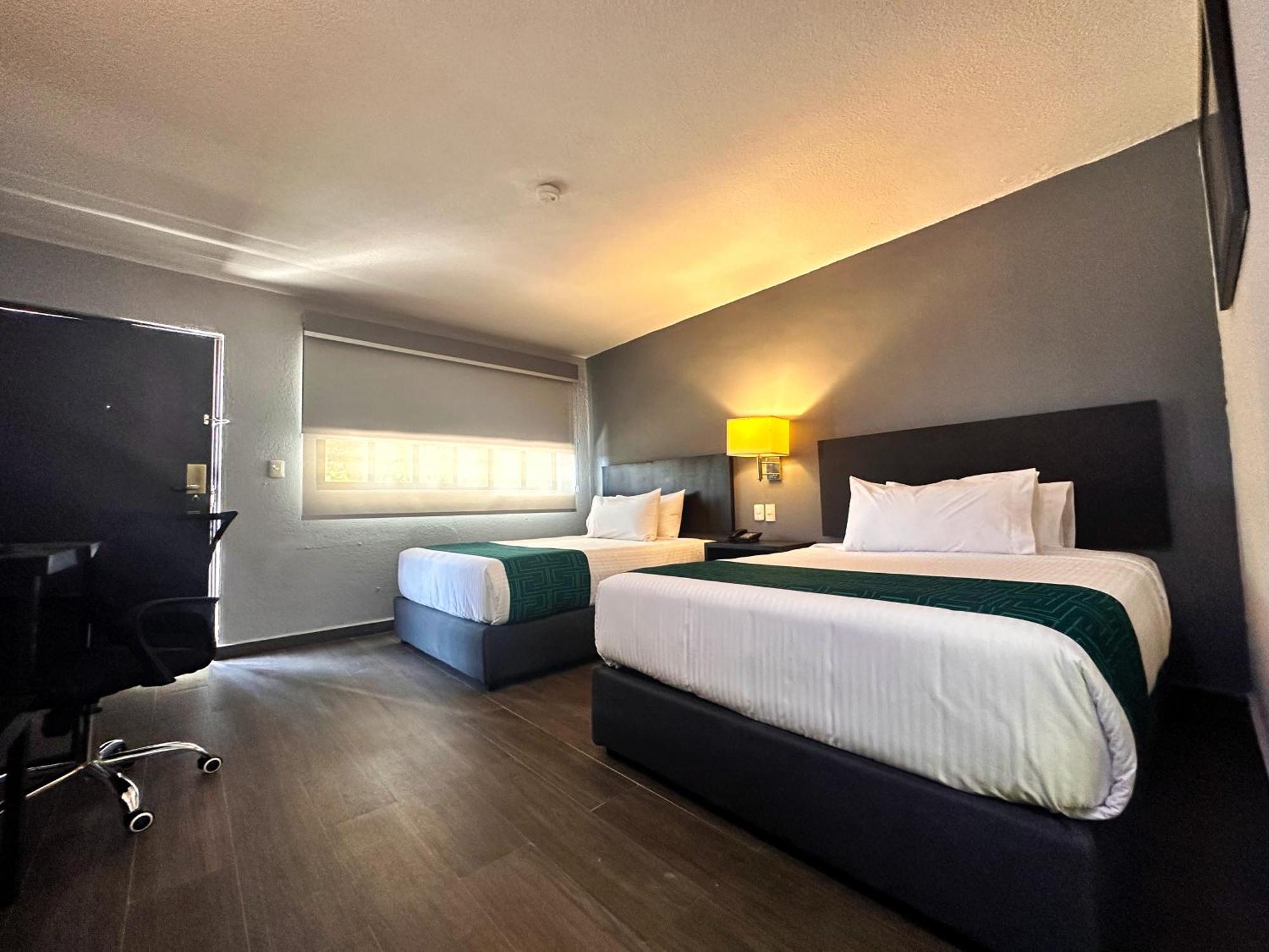 Inhouse Obregon Hotel 4*